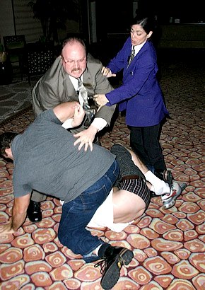 Britney Spears' Bodyguard Punched a Photographer