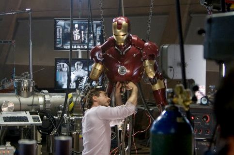 'Iron Man' Eyeing Box Office Smash, 4 New Behind the Scene Videos