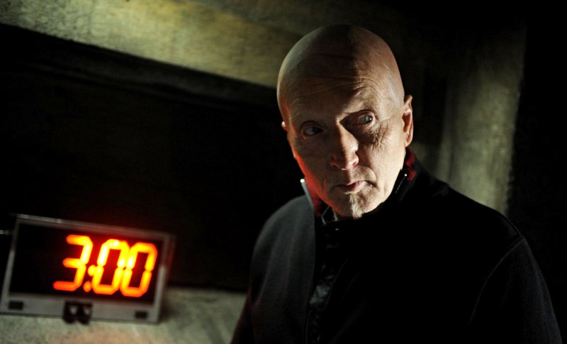 Jigsaw Testing Hoffman in Latest 'Saw V' Clip