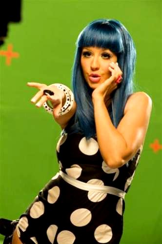 The Making of Christina Aguilera's 'Keeps Gettin' Better' Music Video