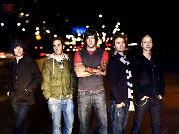 Video Premiere: Simple Plan's 'Save You'