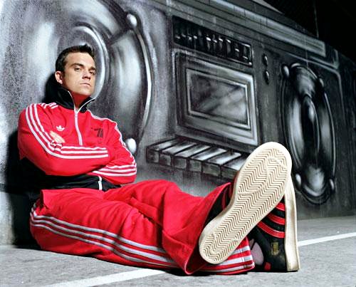 Robbie Williams Finally Wants to Rejoin Take That