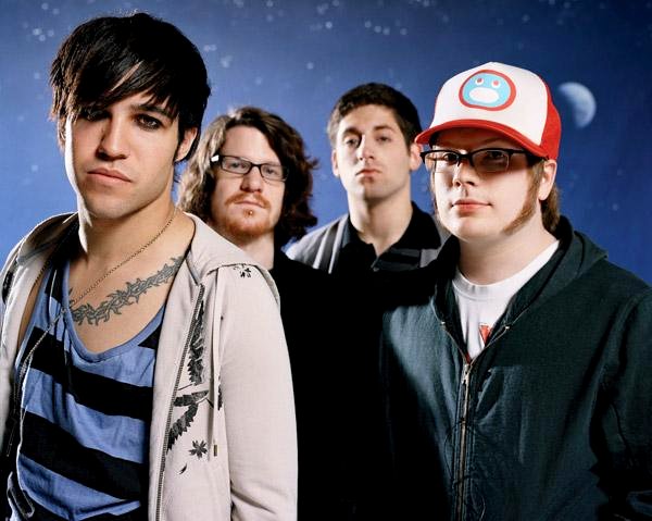 Video Premiere: Fall Out Boy's 'America's Suitehearts'