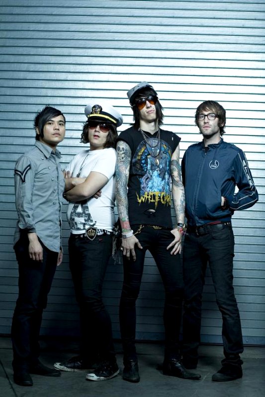 Artist of the Week: Metro Station