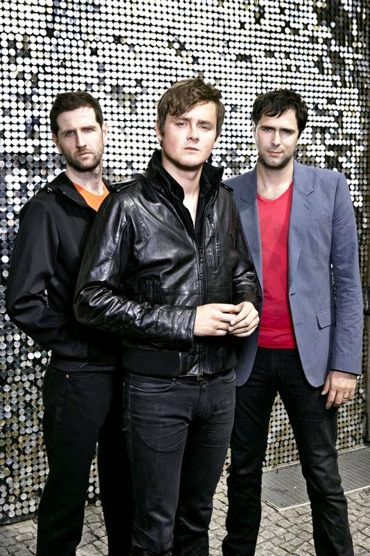 Video Premiere: Keane's 'You Don't See Me'