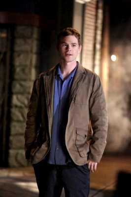 Clip of 'Smallville' 8.16: Davis Controls the Monster Within Him