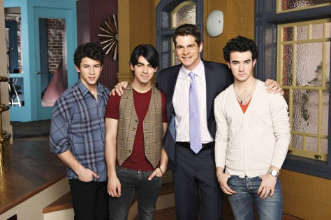 Promo Videos of Kevin, Joe and Nick Jonas Introducing 'J.O.N.A.S!'
