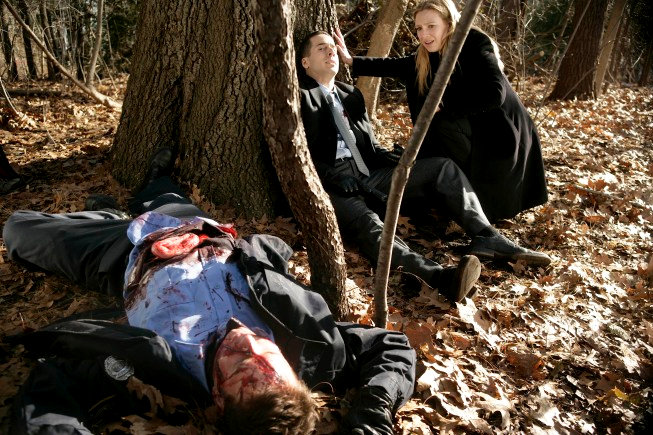 Preview of 'Fringe' 1.16: Engineered Beast Attacks Francis