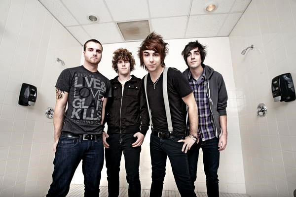 Pete Wentz and Mark Hoppus in All Time Low's 'Weightless' Video