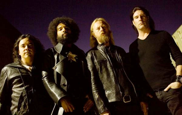Alice In Chains - A Looking In View (Song & Video)