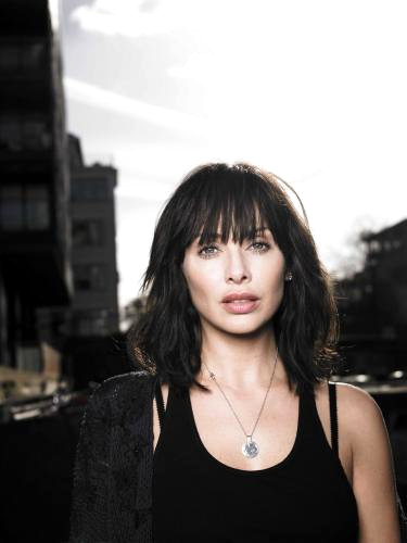 Video Premiere: Natalie Imbruglia's 'Wild About It'