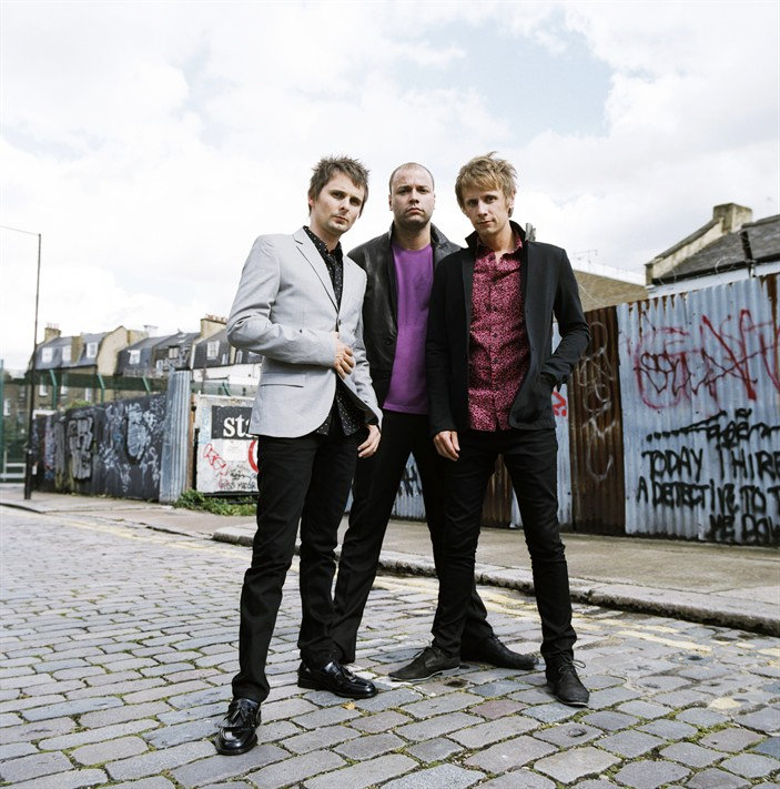 Snippet of Muse's 'Uprising' Music Video