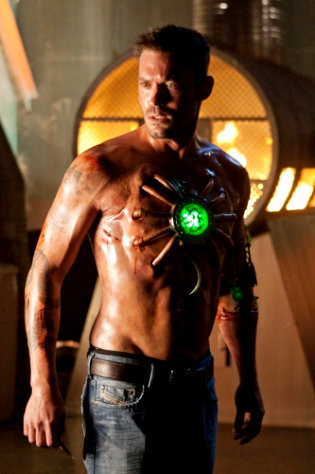 'Smallville' 9.02 Preview: Metallo