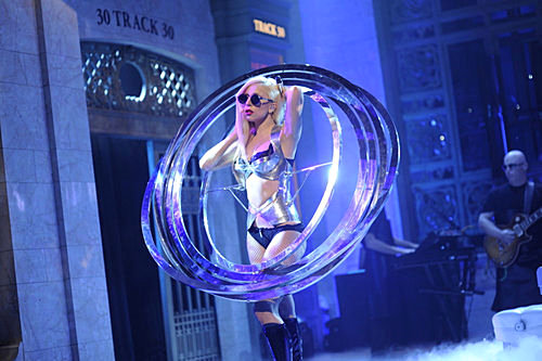 Video: Lady GaGa Performing on 'Saturday Night Live'