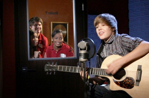 First Look at Justin Bieber on 'True Jackson'