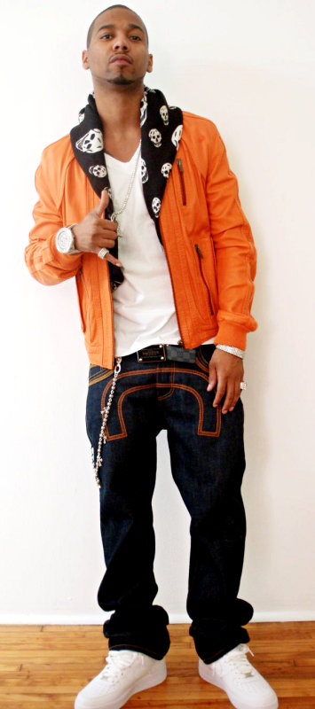 Juelz Santana's 'Mixin' Up the Medicine' Music Video