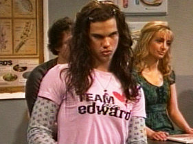 'SNL' Video: Taylor Lautner on Edward's Team