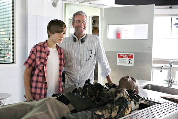 More Justin Bieber Pics on 'CSI: Crime Scene Investigation'