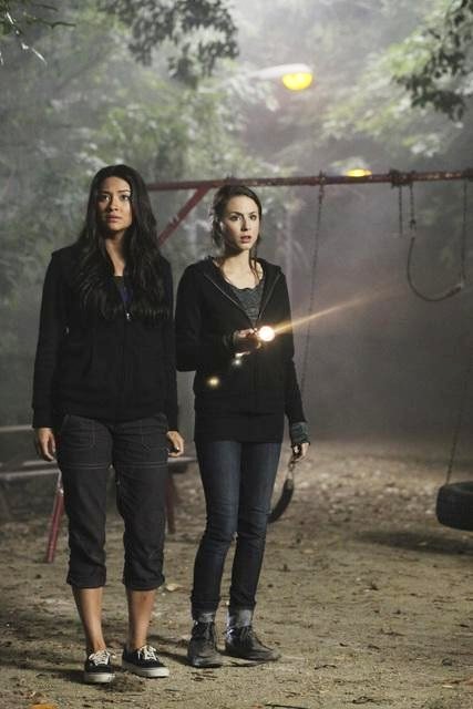 'Pretty Little Liars' Finale Recap: Hanna Knows, But...