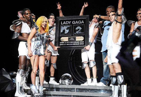 PORTABLE Lady Gaga The Fame Monster Album Download Rar 00034666