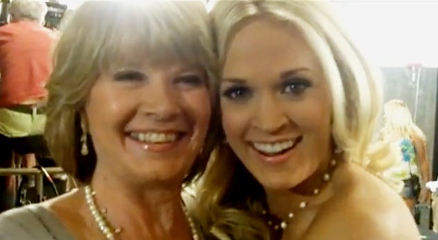 Carrie Underwood Brings In Mom and Hubby in 'Mama's Song' Video