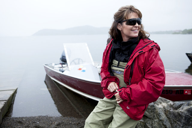 'Sarah Palin's Alaska' Sneak Peek: Encounter With Bears