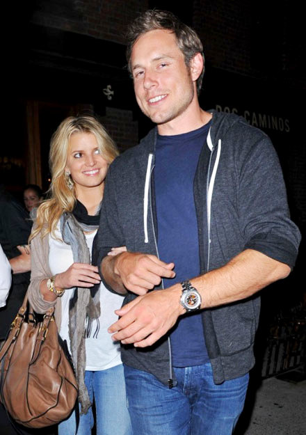 Jessica Simpson 'Did Not Buy' Her Own Engagement Ring
