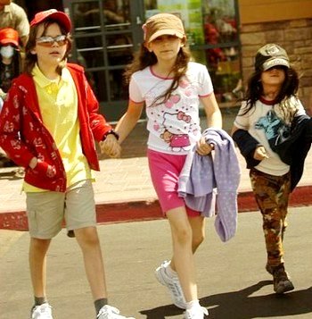 Report: Michael Jackson's Kids Watched Him Die