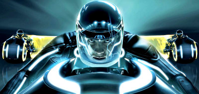 Garrett Hedlund enters the virtual world to save Jeff Bridges in 'Tron Legacy' 