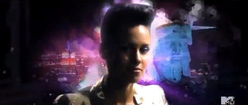Alicia Keys Previews 'Girl on Fire' Single Before MTV VMAs