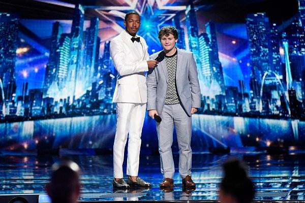 'America's Got Talent' Season 10 Final Performances: Drew Lynch Gets Standing Ovation