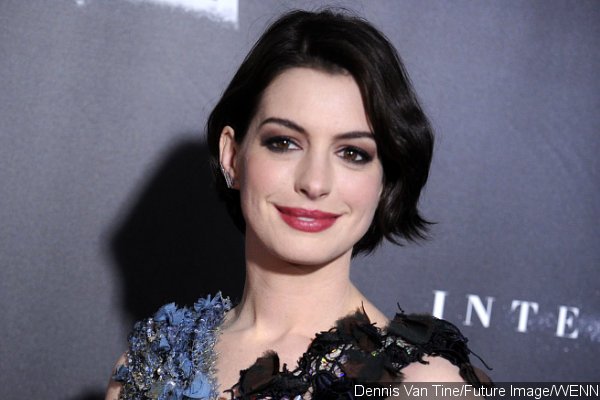 Anne Hathaway to Perform in One-Woman Play 'Grounded'