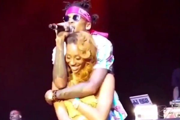 August Alsina Slammed for Groping a Female Fan Onstage