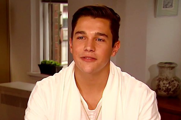 Austin Mahone Breaks Silence on Becky G Split: 'We're Still Super Close'