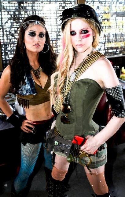 avril lavigne top