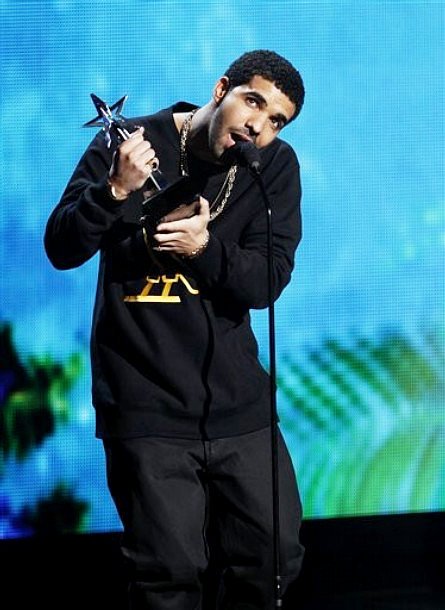 Drake+2011+bet+awards+performance+video