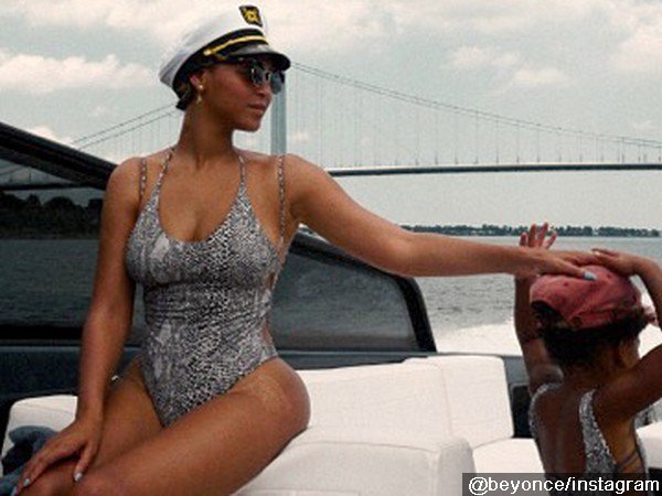 Beyonce and Blue Ivy Sport Matching Swimsuits During Summer Vacation