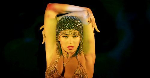 http://www.aceshowbiz.com/images/news/beyonce-shows-off-raunchy-moves-in-partition.jpg