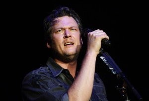 Video: Blake Shelton Debuts His New Single 'Over' on 'The Voice'