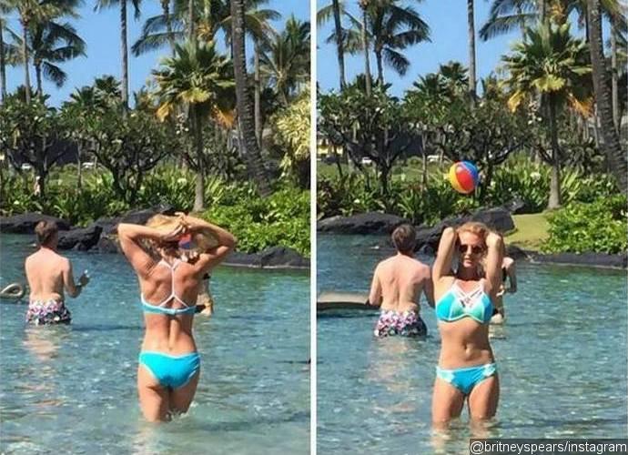 Britney Spears Parades Her Hot Bod in New Bikini Picture After Photoshop Rumors