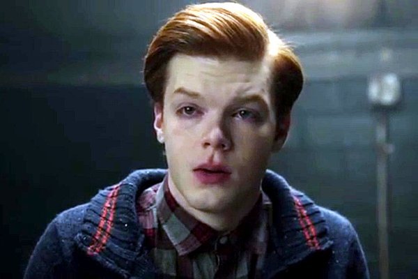 Cameron Monaghan Wears Straight Jacket on 'Gotham' Set After Confirming Joker Role