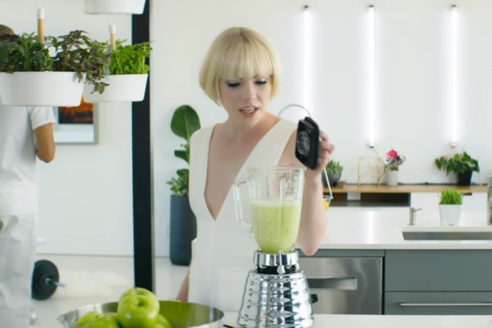Carly Rae Jepsen Goes House Hunting in 'Super Natural' Video