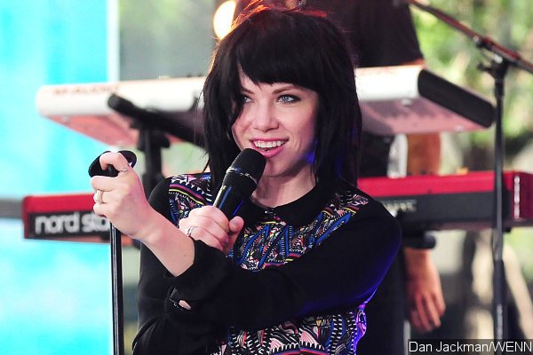 Video: Carly Rae Jepsen Performs 'E.MO.TION' Singles on 'Today' Show