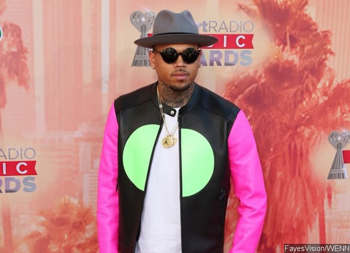 Chris Brown Unveils Track List of Double Album 'Heartbreak on a Full Moon'