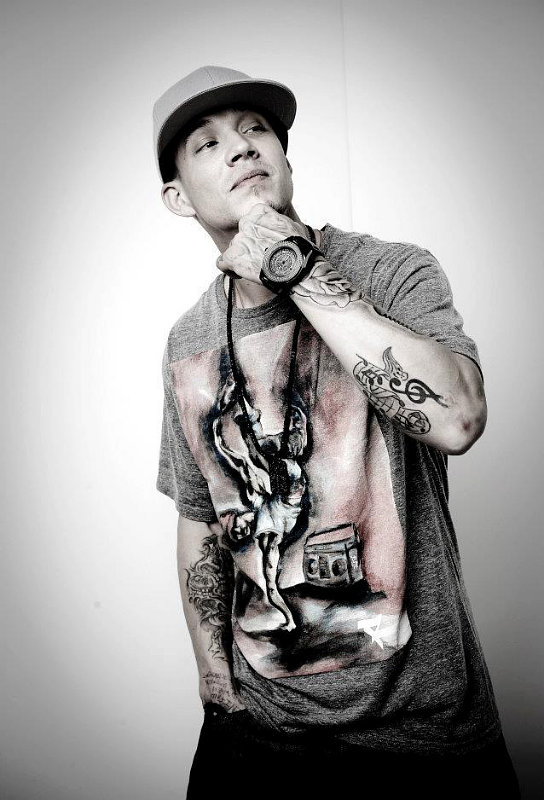 Video Premiere: Chris Rene's 'Young Homie'