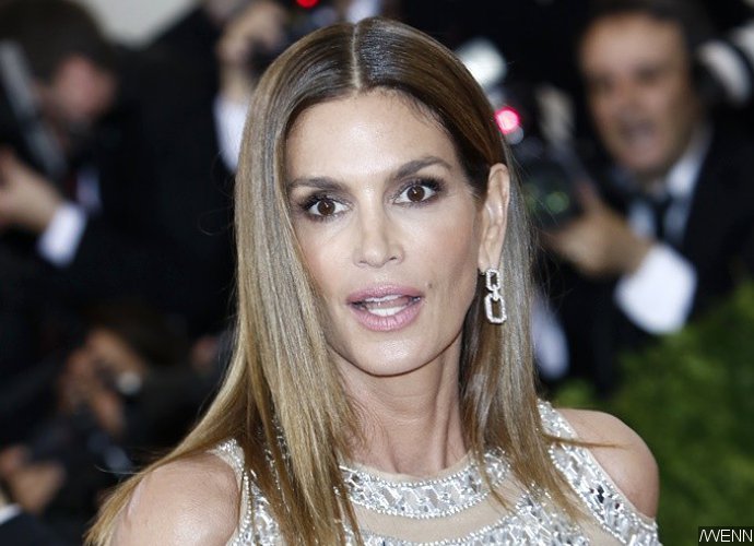Cindy Crawford on Aging: I'm Not Going to Look 20 Again