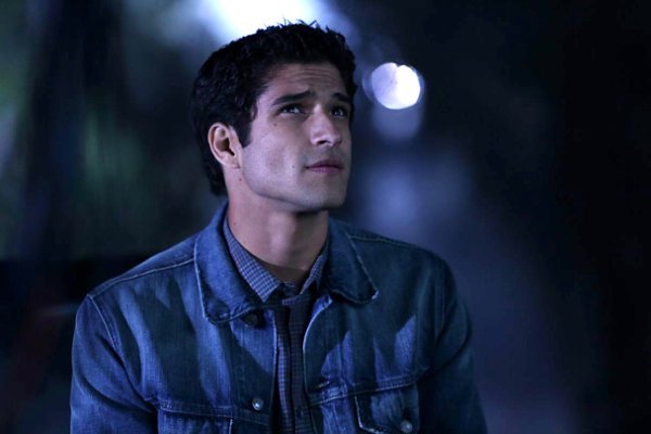 Comic-Con: 'Teen Wolf' Renewed for Season 6 by MTV