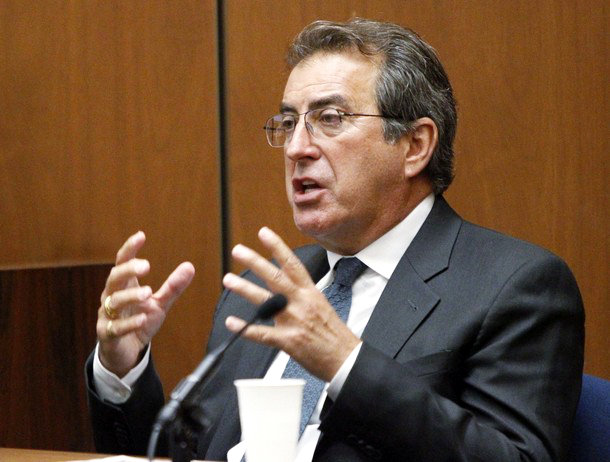 kenny ortega dancing. Conrad Murray Trial: Michael Jackson Was Too Sick to Dance, Kenny Ortega
