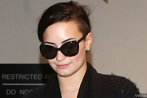 Demi Lovato Awkwardly Asked for an Autograph During OB-GYN Exam
