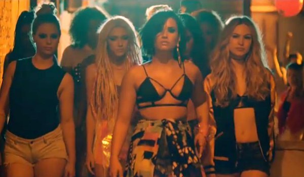 Demi Lovato Shares New Preview of 'Cool for the Summer' Music Video